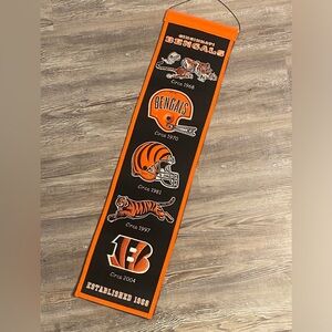 NWOT CINCINNATI BENGALS Fan Team Wall Hanging Banner Tapestry